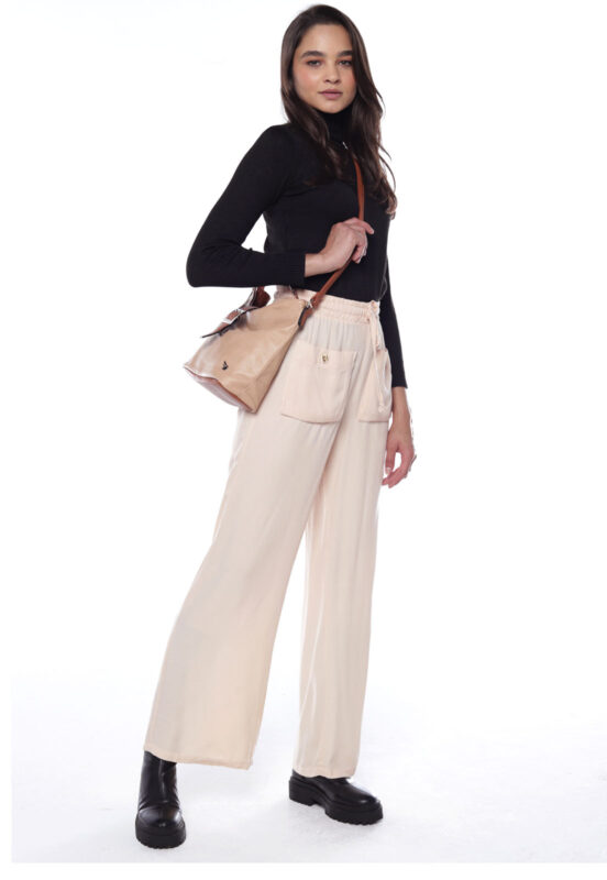 Calça Pantalona de Viscose Feminina Sob Bege - Image 3