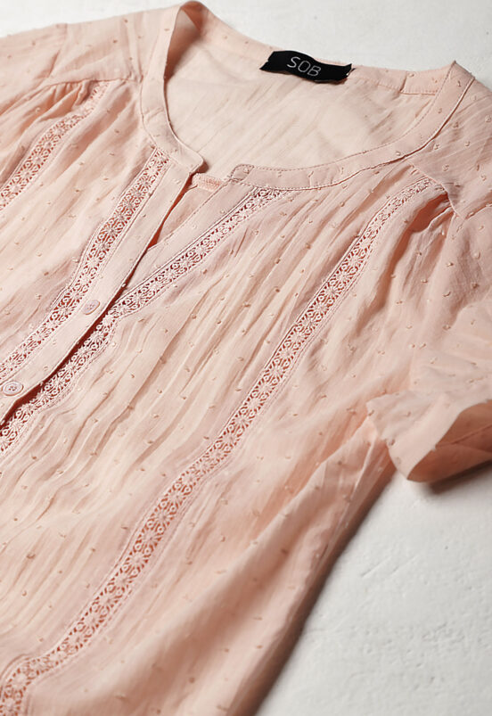 Camisa Feminina Manga Curta Cambraia de Algodão Sob Rosa - Image 2