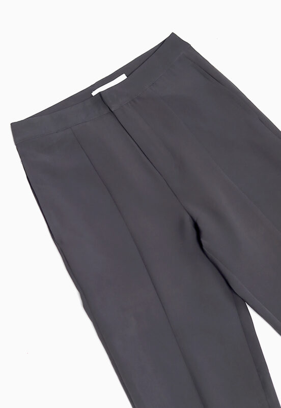 Calça Social  Preta Feminina Alfaiataria com Elastano e Bolsos Sob - Image 6