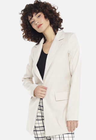 Blazer Bege Claro Feminino Longo Alfaiataria com Bolsos Sob