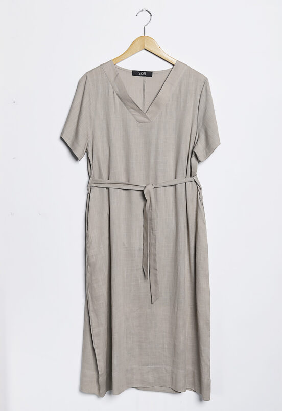 Vestido de Linho Areia  Midi com Bolsos Manga Curta Sob - Image 7