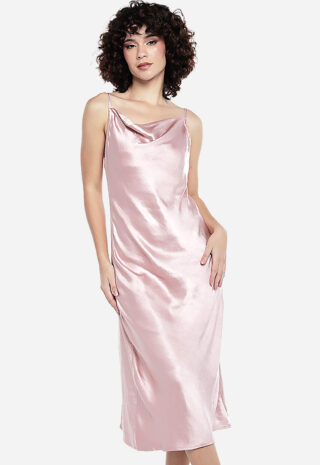 Vestido Midi Cetim Toque de Seda Decote Degagê Rosa  Sob