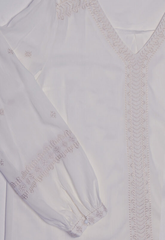 Blusa Boho em Viscose Mangas Bordada Off White Sob - Image 3