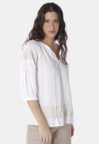 Blusa Off-White de Linho com Viscose Mangas Bordada Boho Sob