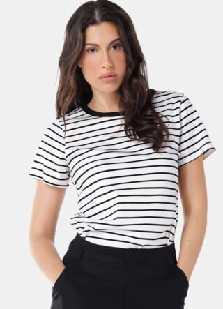 Blusa Feminina Listrada Preta Retrô em Malha de Algodão