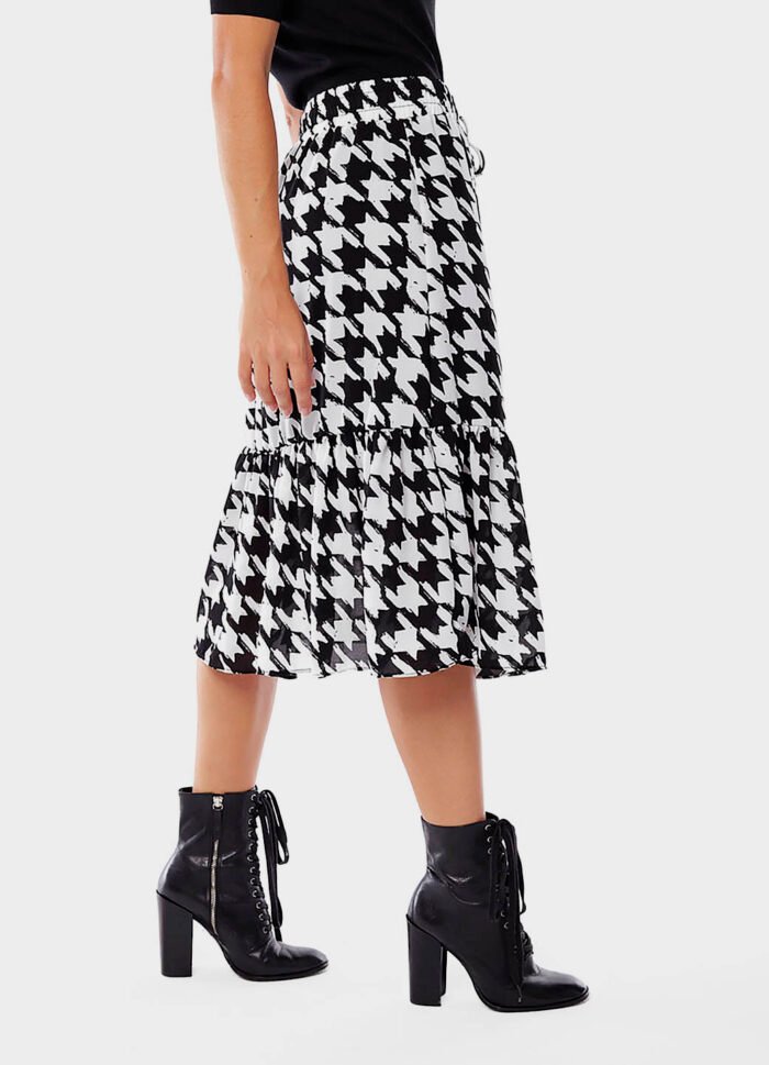 Saia Midi  Xadrez Pied de Poule Crepe  Preta e Branca Sob - Imagem 4