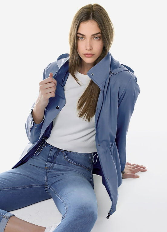 Casaco Parka Azul Forrada com Capuz