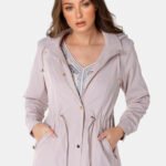 Casaco Parka Bege Forrada PELÚCIA  Botão Dourado