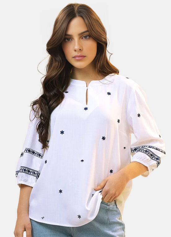 Blusa Branca Bordada Feminina em Viscose Manga 3/4 - Image 3
