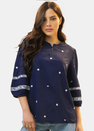 Blusa Feminina Marinho em Viscose Manga 3/4 Bordada Branco