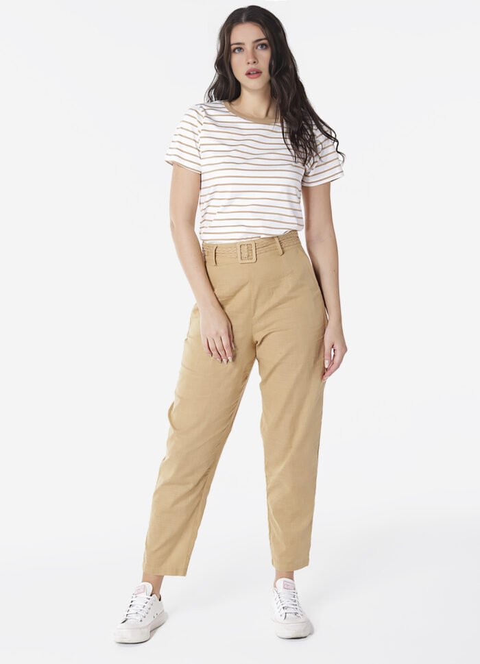 Blusa Feminina Listrada Bege Retrô em Malha de Algodão - Imagem 3