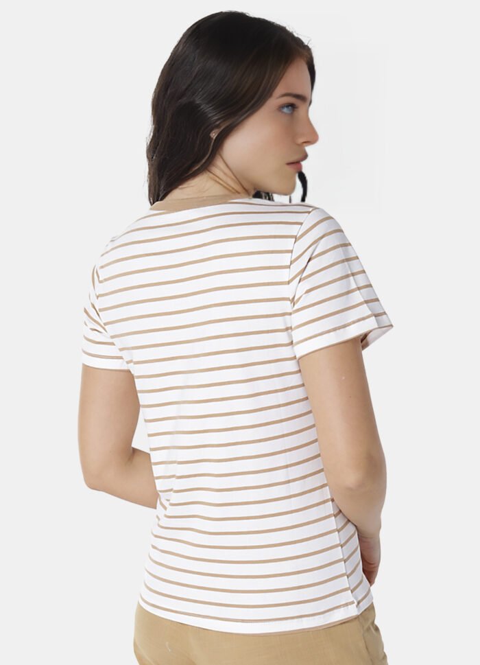 Blusa Feminina Listrada Bege Retrô em Malha de Algodão - Imagem 4