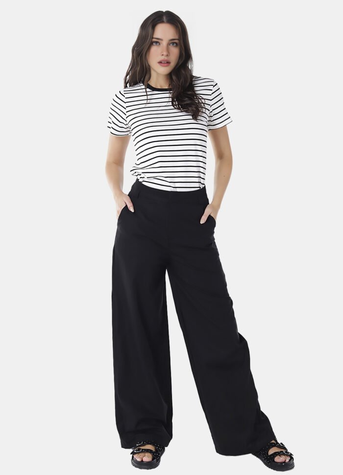 Blusa Feminina Listrada Preta Retrô em Malha de Algodão - Imagem 3