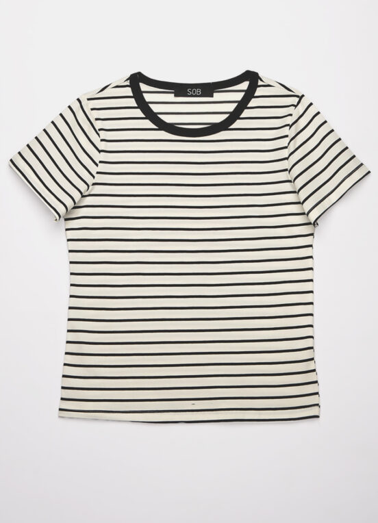 Blusa Feminina Listrada Preta Retrô em Malha de Algodão - Image 7