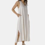 Vestido Longo de Linho Areia Gola V com Bolsos Sob