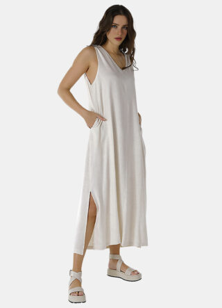 Vestido Longo de Linho Areia Gola V com Bolsos Sob