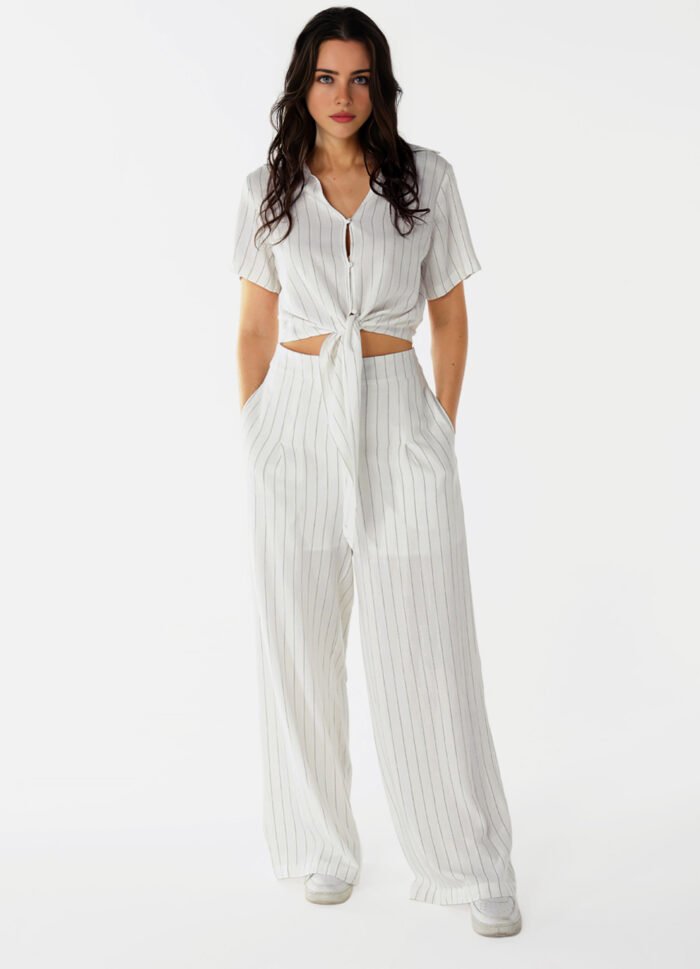 Blusa Branca de Linho Risca de Giz Manga Curta - Imagem 5