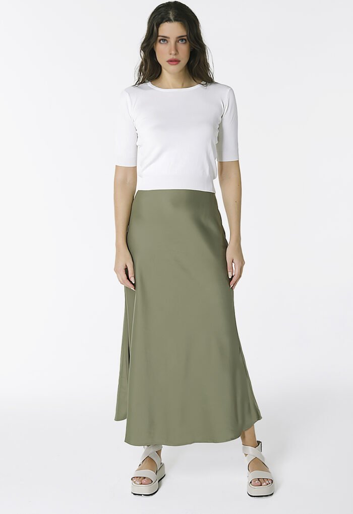 Saia Longa de Cetim Evasê com Elastano Verde Militar Sob - Imagem 3