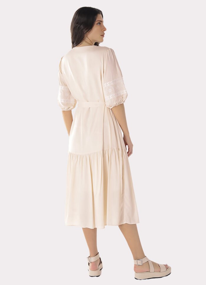 Vestido Midi Bege Nude Bordado com Mangas Forrado - Imagem 5