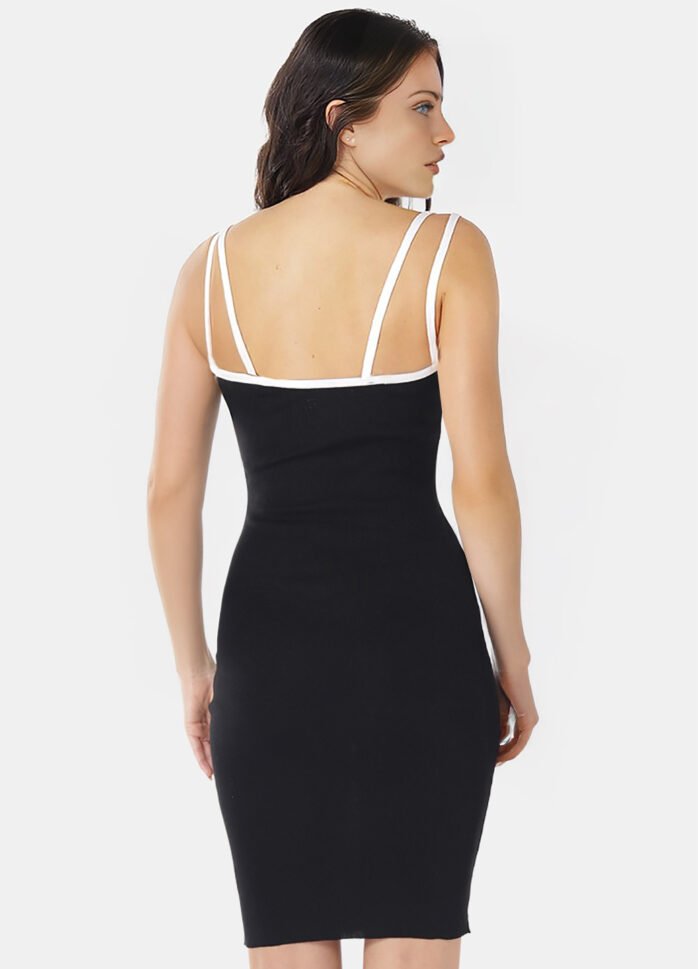 Vestido Midi Canelado Preto em Viscose com Alças Brancas - Imagem 5