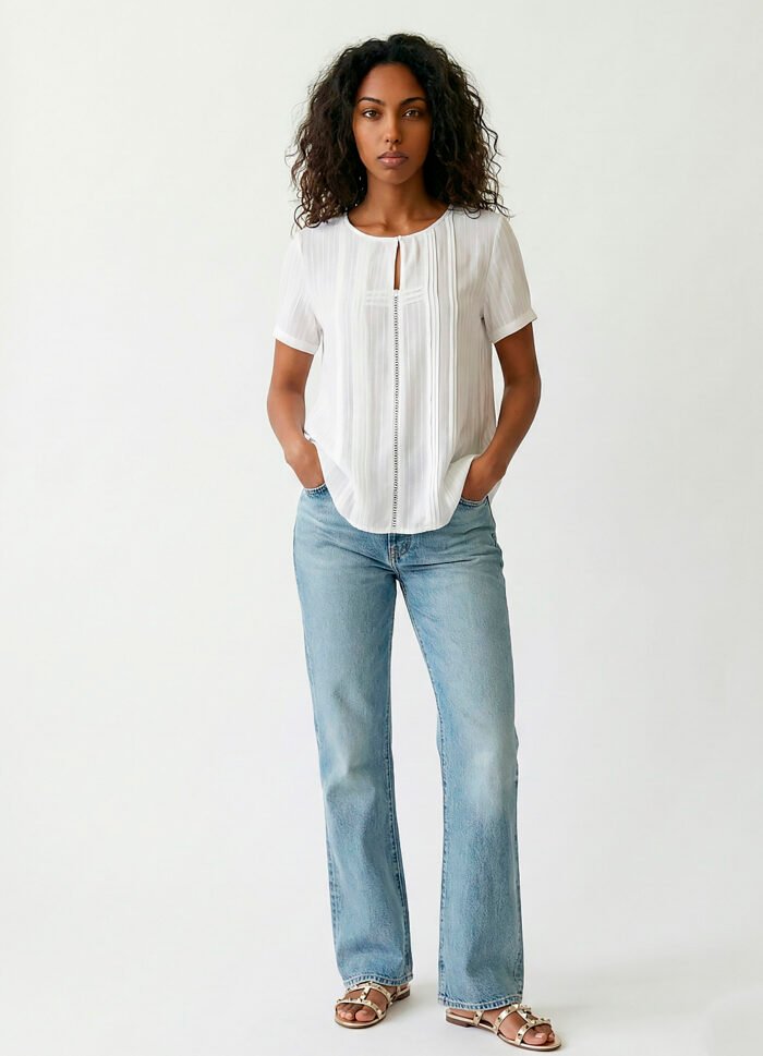 Blusa Branca Manga Curta em Viscose com Linho Sob Pregas - Imagem 3