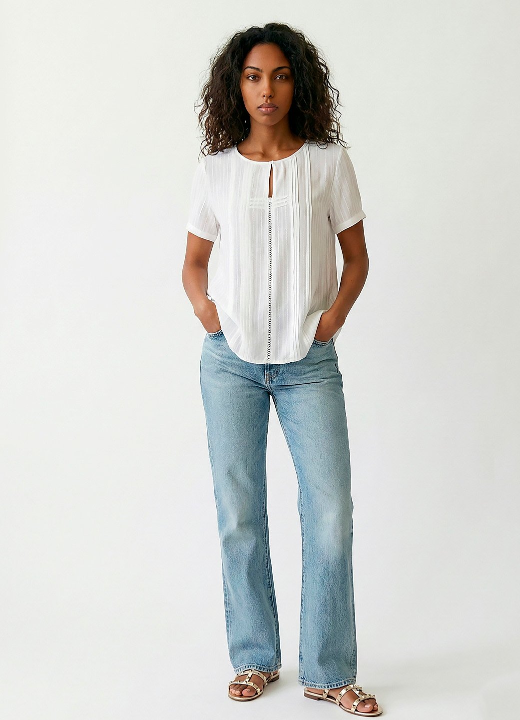 Blusa Branca Manga Curta em Viscose com Linho Sob Pregas - Image 3