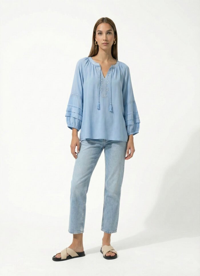 Blusa Azul Clara Bordada  Manga 3/4 Viscose Sob - Imagem 6