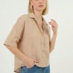 Camisa Feminina Manga Curta Bege Mocca Texturada Sob