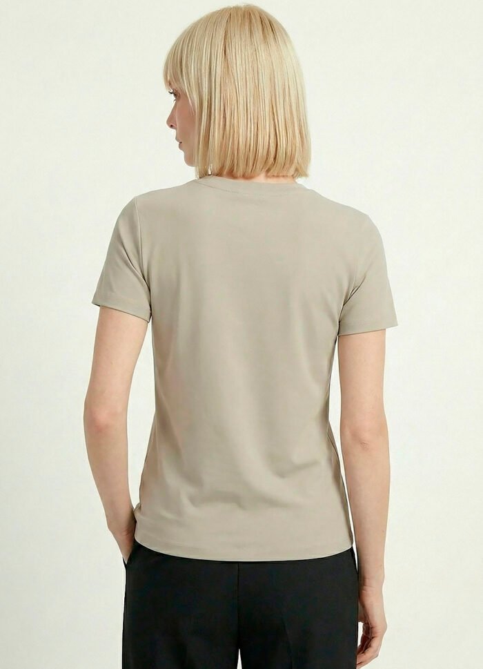 Blusa Bege Algodão Premium Toque Fresco Sob Manga Curta - Imagem 5