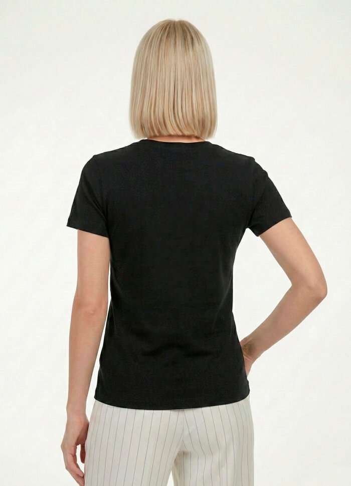 Blusa Preta Algodão Premium Toque Fresco Sob Manga Curta - Imagem 4