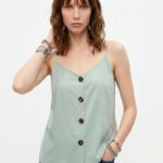 Regata Verde em Viscose com Botões Sob