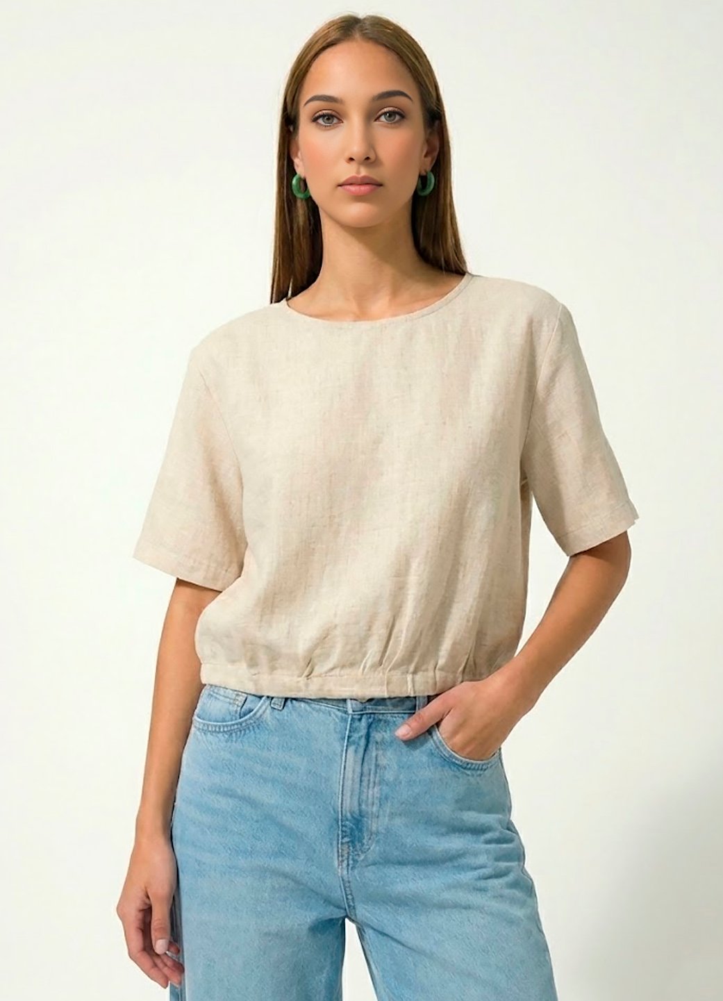 Blusa Bege Decote Canoa Manga Curta Viscose com Linho Sob