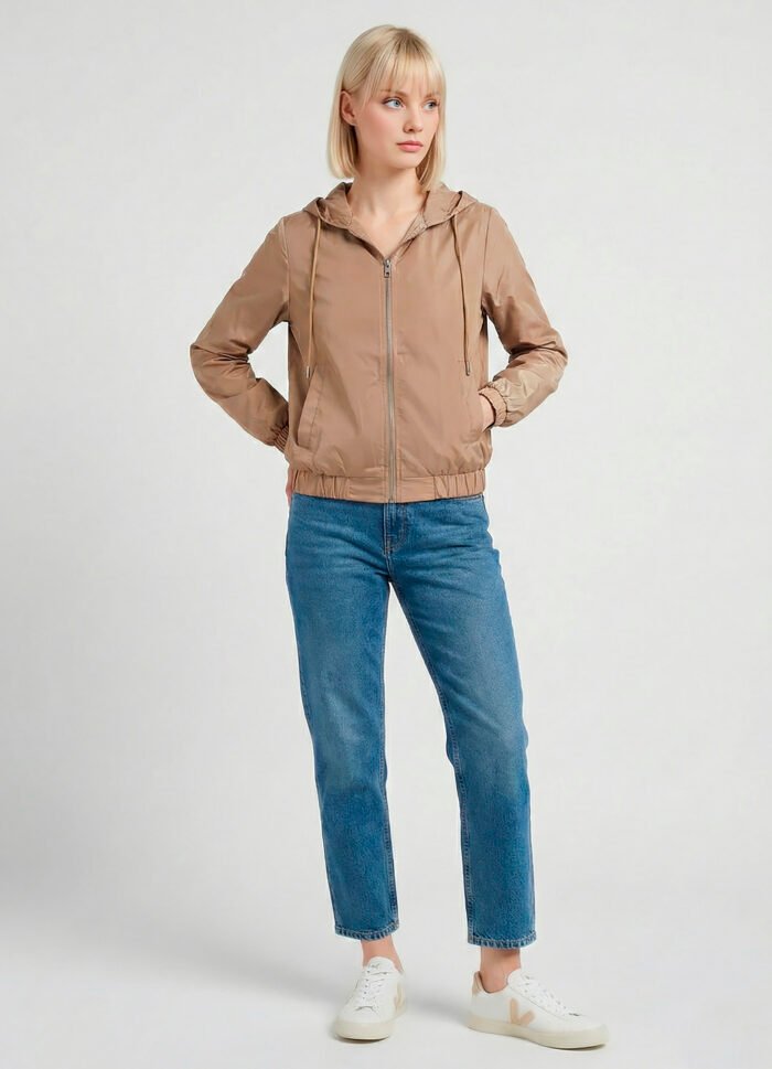 Jaqueta Bege Forrada com Capuz e Bolsos Sob Bomber - Imagem 6