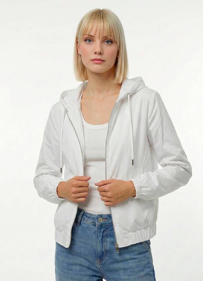 Jaqueta Branca Forrada com Capuz e Bolsos Sob Bomber - Imagem 6