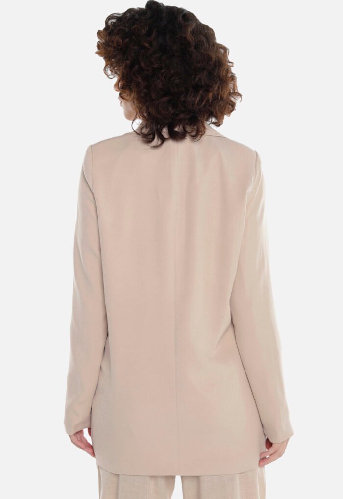 Blazer Caramelo Feminino Longo Alfaiataria com Bolsos Sob - Imagem 4