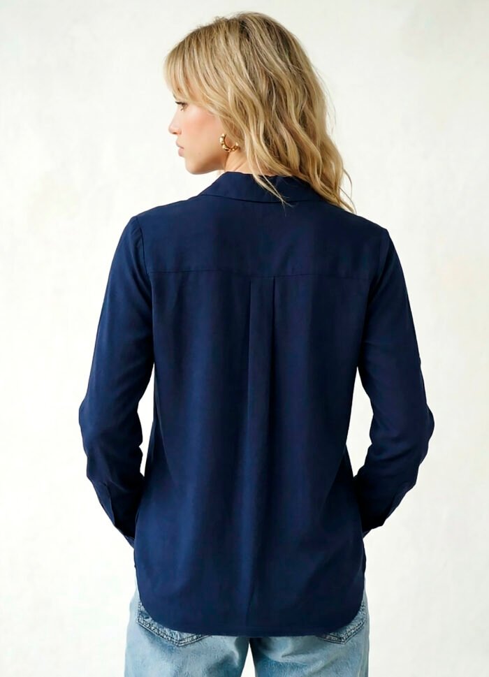 Camisa Marinho Feminina em Viscose com Linho Manga Longa Sob - Imagem 4