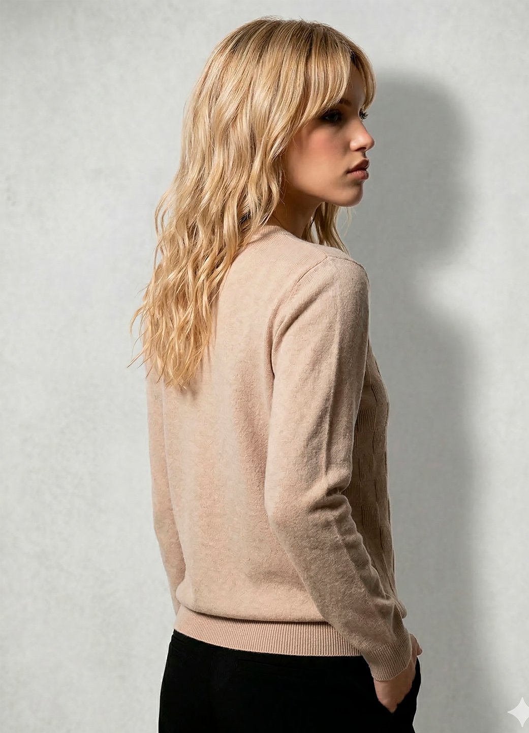 Blusa de Tricot Bege Clara Solta Modal Macia Sob - Imagem 4