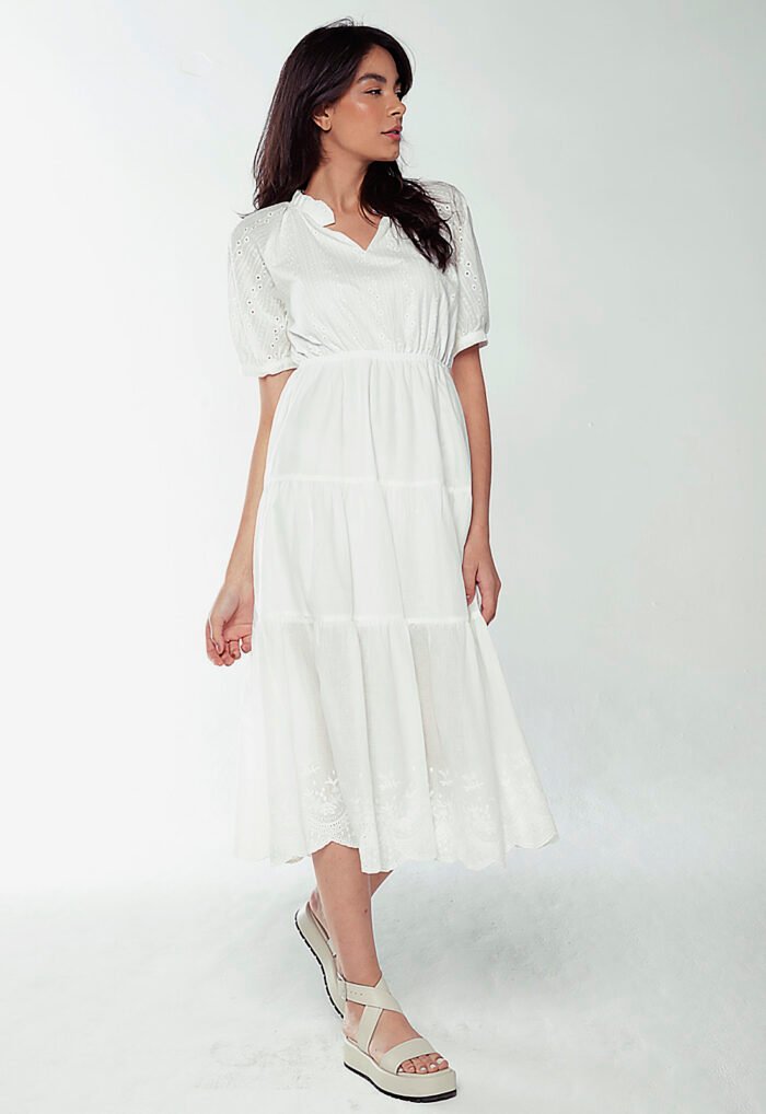 Vestido Branco Midi de Laise de Algodão com Mangas Sob - Imagem 5