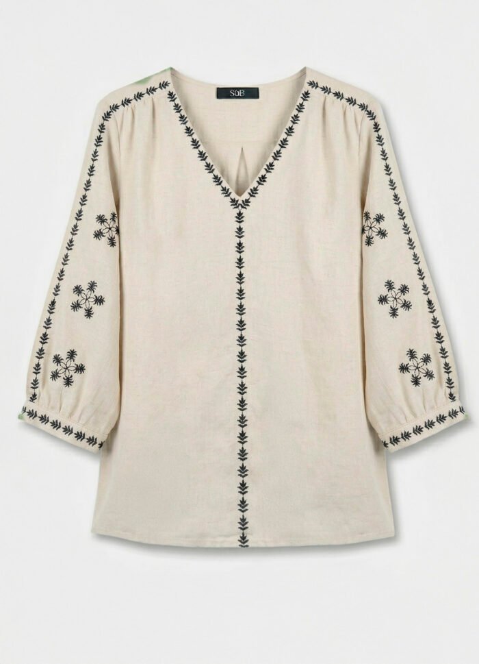 Blusa Bege Bordada Gola V em Algodão Manga 3/4 Sob - Imagem 6