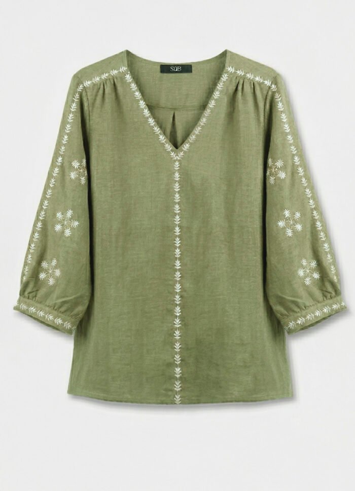 Blusa Verde Bordada Gola V em Algodão Manga 3/4 Sob - Imagem 3