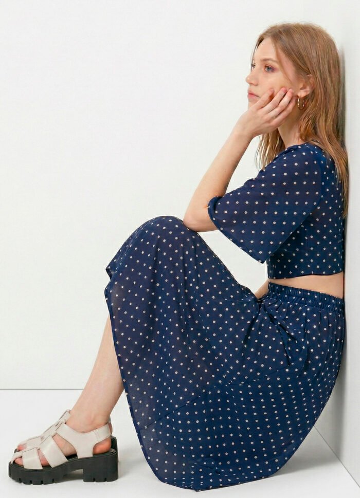 Conjunto Saia Longa e Blusa Azul de Bolinhas Brancas Póa Sob - Imagem 6