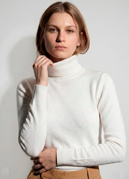 Blusa de Tricot Off White Gola Alta Manga Longa Justa Sob