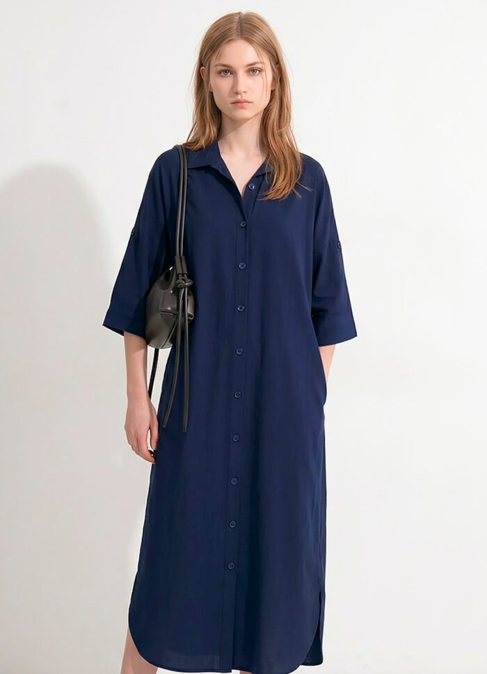 Vestido Longo Chemise Marinho em Viscose com Mangas e Bolso Sob - Imagem 4