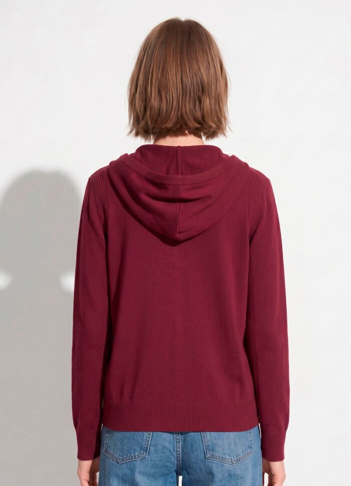 Jaqueta de Tricot com Capuz Vinho em Viscose Macia Modal Sob - Imagem 5
