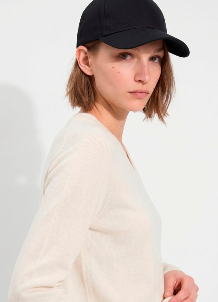 Blusa de Tricot Off White Gola V em Viscose Modal Macia Sob - Imagem 3
