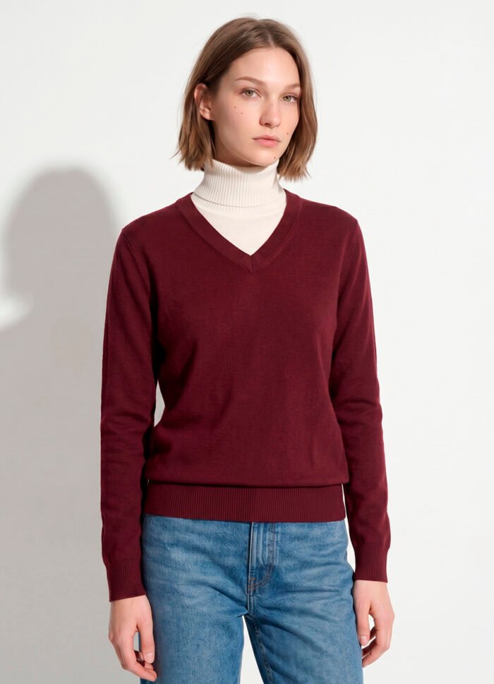 Blusa de Tricot Vinho Gola V em Viscose Modal Macia Sob - Imagem 3