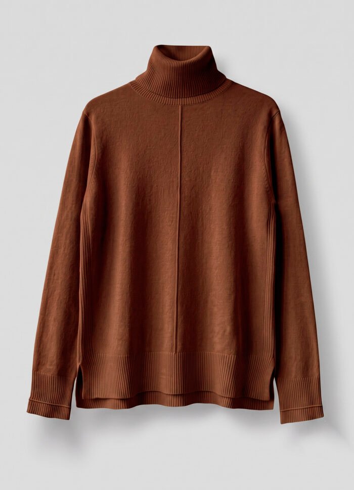 Blusa de Tricot Gola Alta Rolê Marrom Solta em Viscose Modal Sob - Imagem 3
