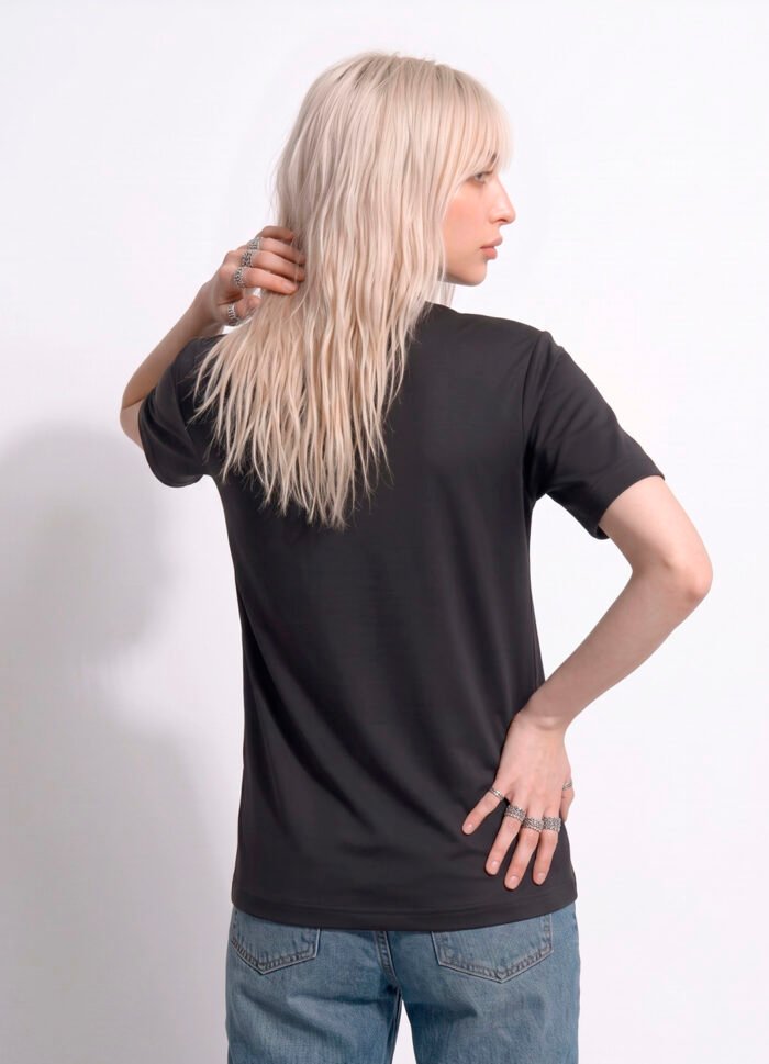 Blusa Preta Manga Curta Gola Alta Algodão Premium Sob - Imagem 4
