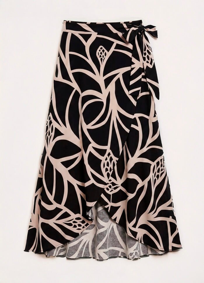 Saia Longa Preta Estampada Bege em Viscose Transpassada Sob - Imagem 4