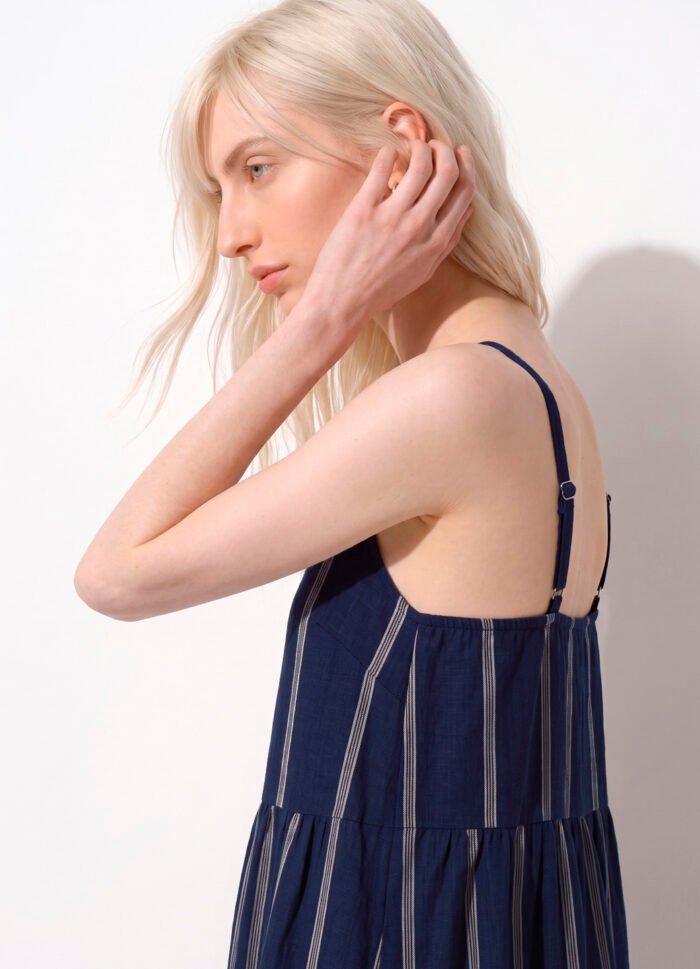 Vestido Longo Marinho Listrado Viscose Solto com Forro Sob - Imagem 3